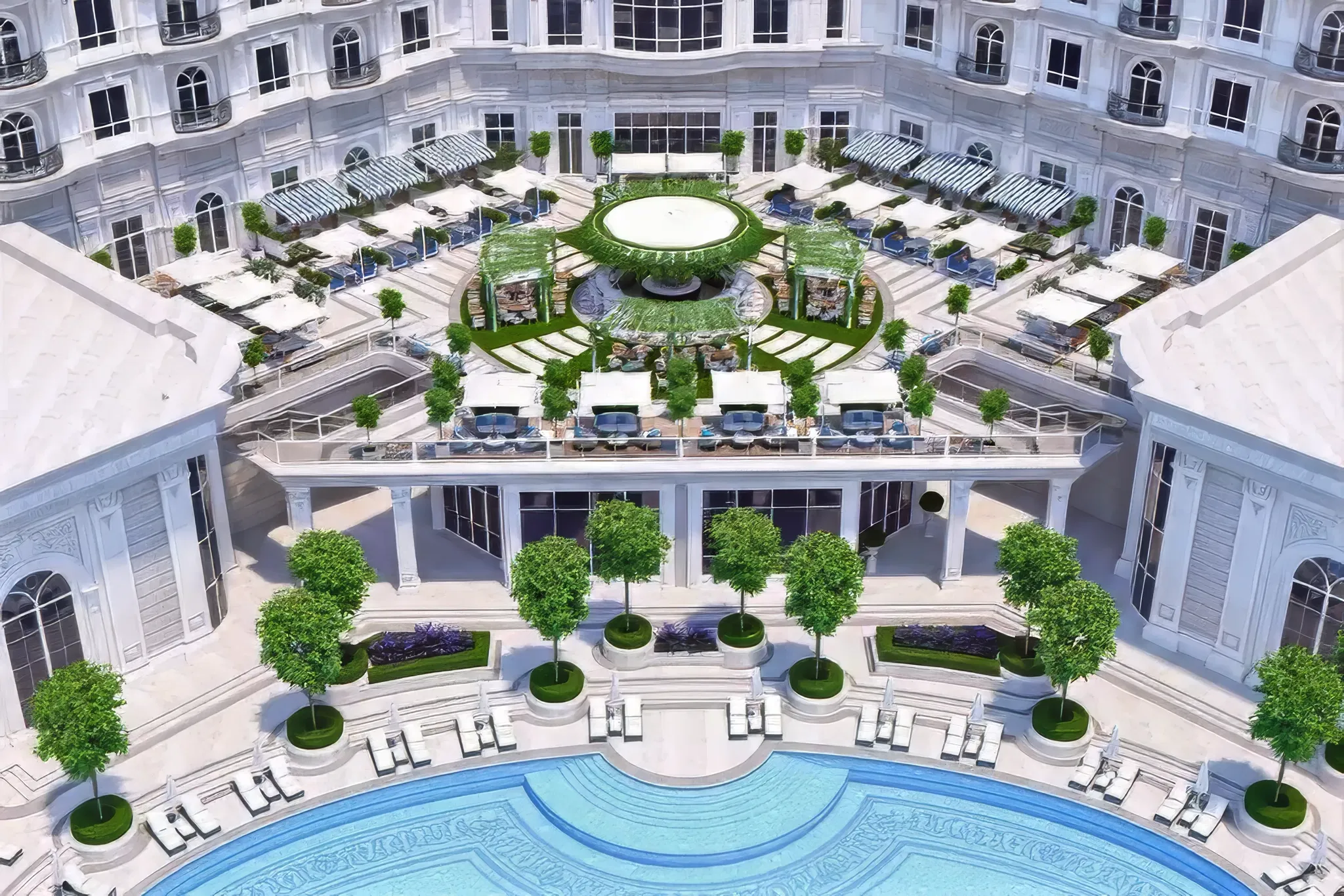 Дизайн интерьера ресторанов и отелей — открытая терраса в Дубае