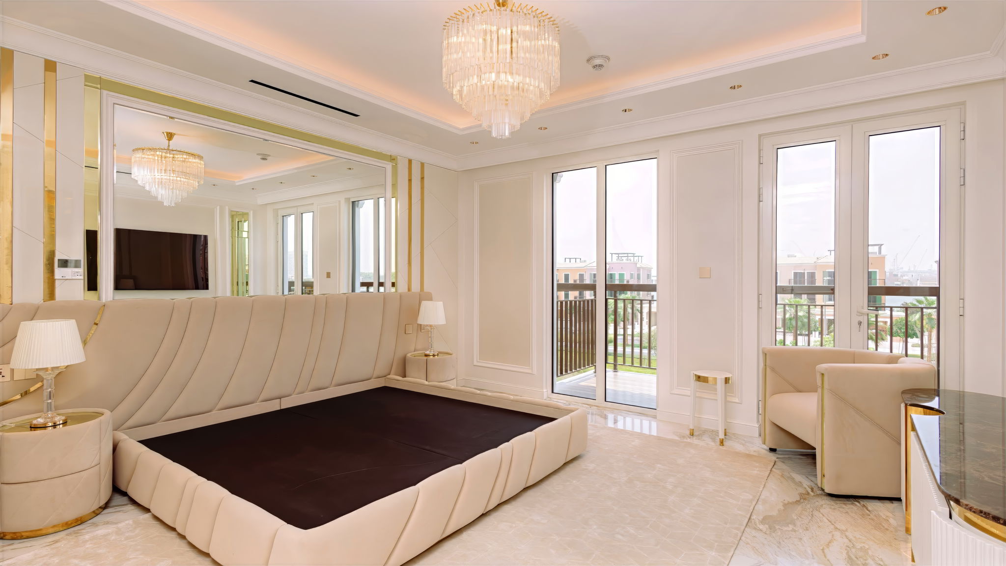 Luxury Villa Bedroom and Bathroom Interior Fit-out & Renovation in La Mer Dubai