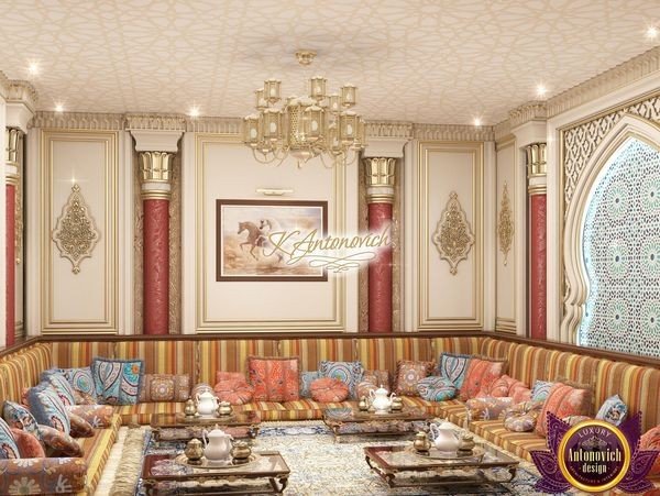 Mekka-style bedroom with luxurious textiles and patterns