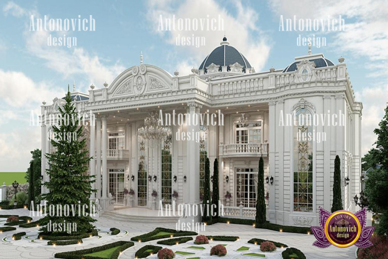 Elegant dining room with crystal chandeliers in Brunei palace