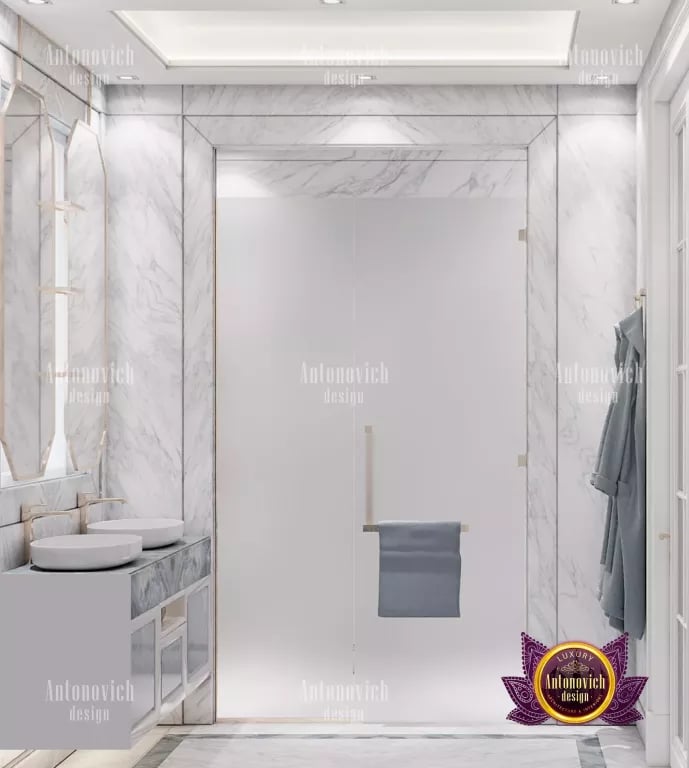 Elegant marble bathroom with gold accents in Dubai