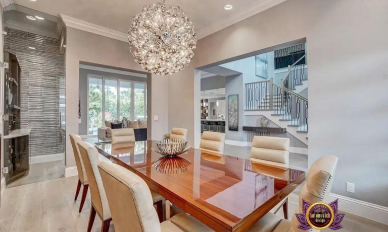 Chic chandelier lighting up a sophisticated Dubai dining room