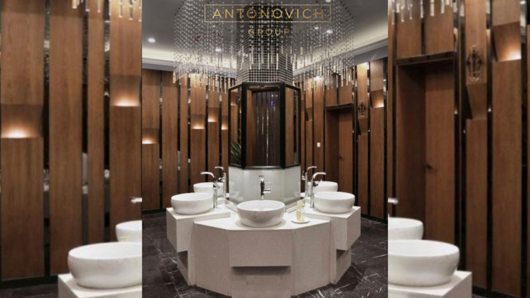 Elevating Elegance: Modern Bathroom Interior Design by Antonovich Group