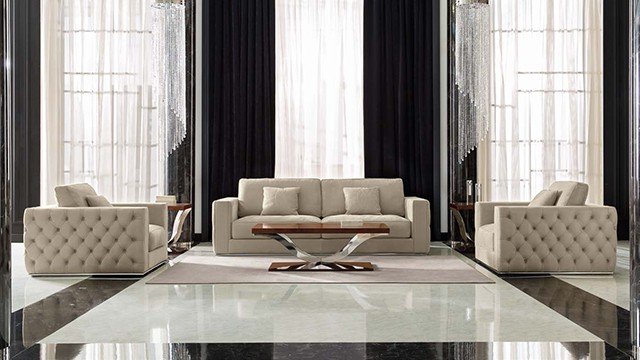 Opera Contemporary - Glossy Chic