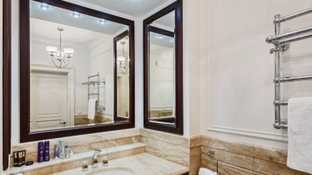 Luxury Bathroom Interior Photo