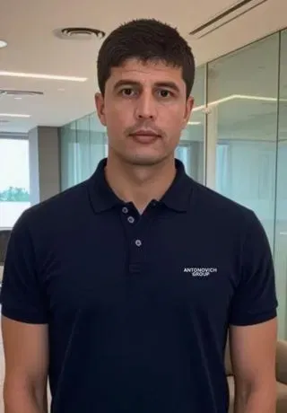 مقصدميراد شالاروف