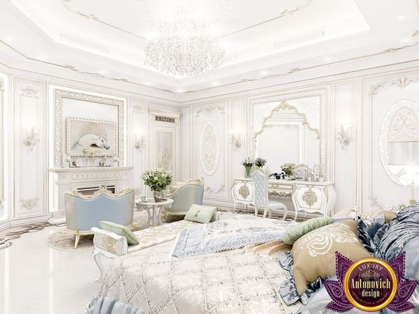 Elegant royal style master bedroom with luxurious chandelier