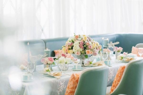 Stunning floral arrangements for a Dubai wedding