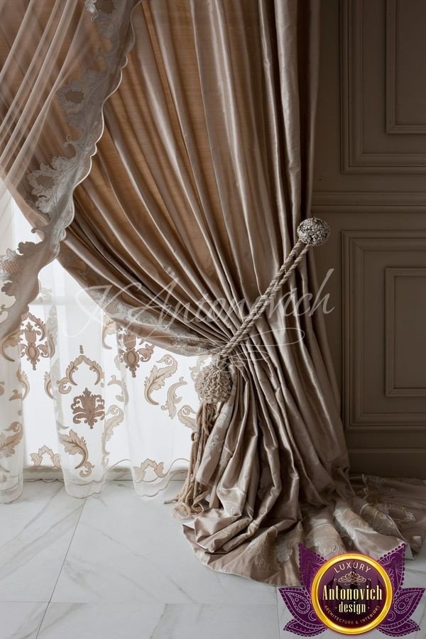 Classic style curtains with tassels and trimmings