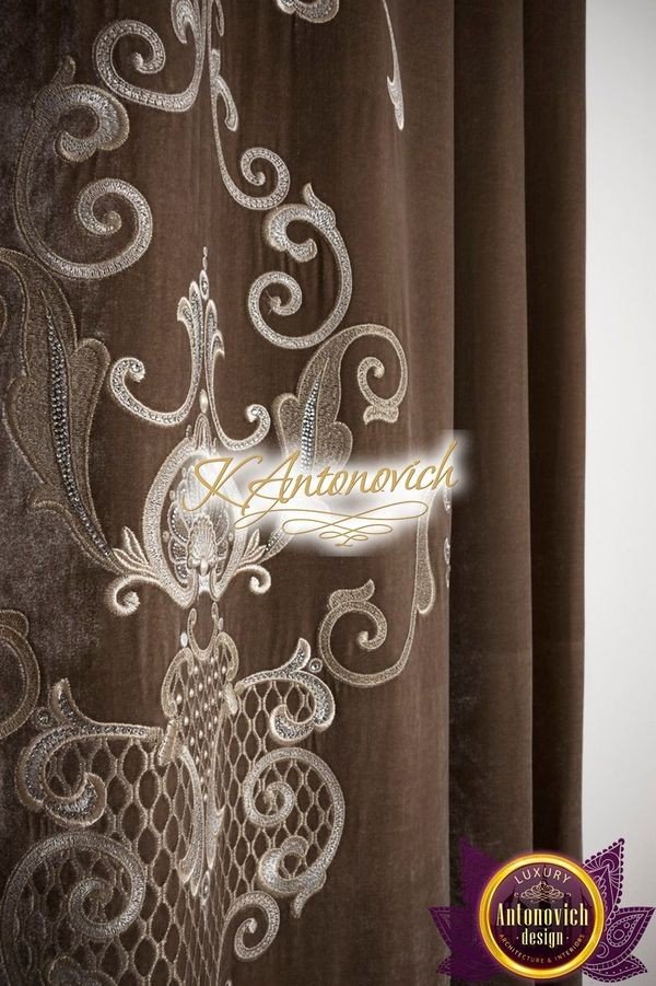 Elite curtains with a beautiful floral design