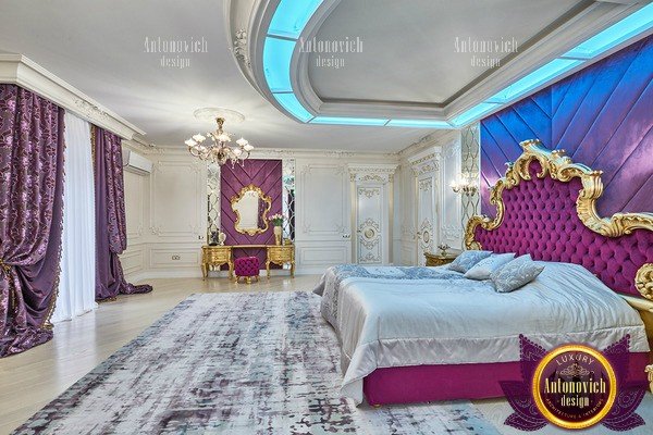 Modern and spacious master bedroom design in Dubai