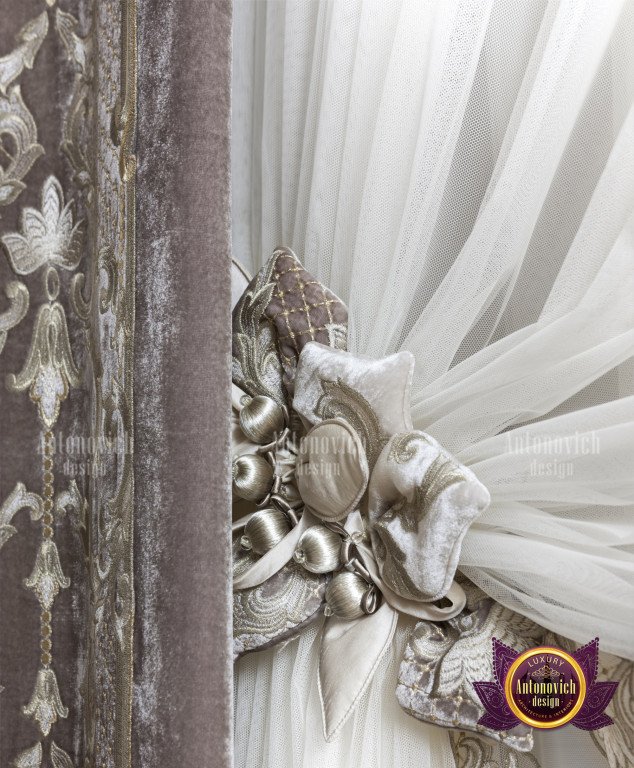 Classic curtain design with tassels and valances in a regal setting