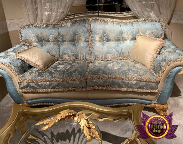 Chic home accessories from Luxury Antonovich Home