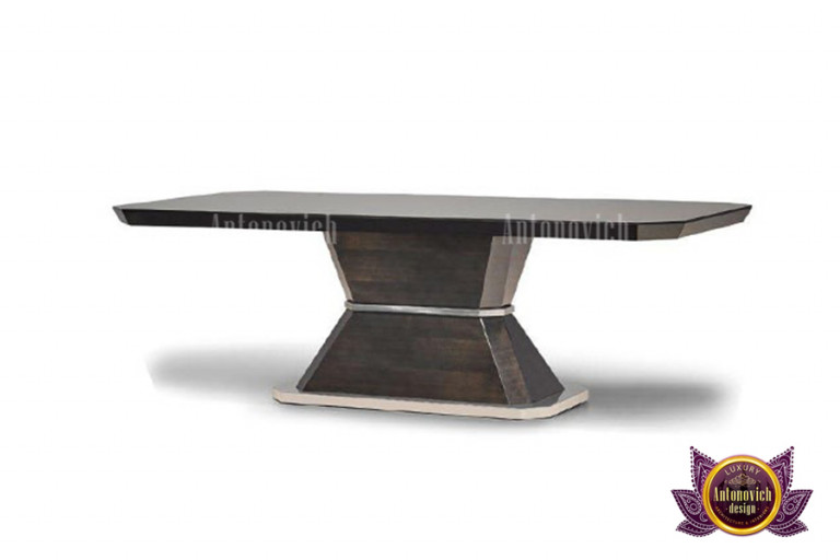 luxury dining table