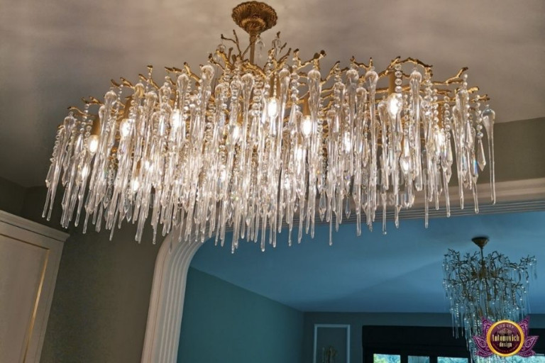 Modern and chic chandelier adding a touch of glamour to a dining area