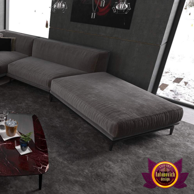 Stylish living room setup showcasing easy furniture tips in Dubai