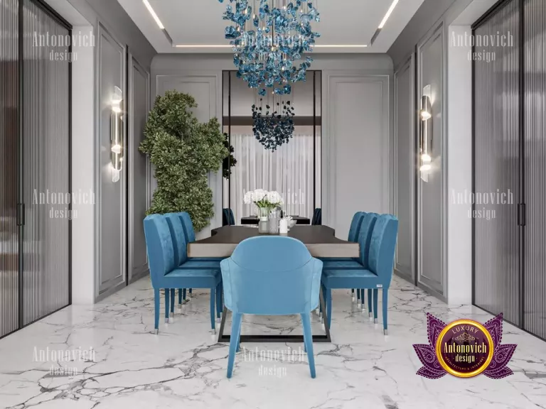 Elegant Dubai dining room with luxurious chandelier