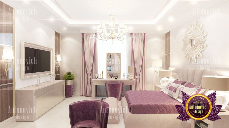 Luxurious bedroom featuring lavish bedding and stylish accents