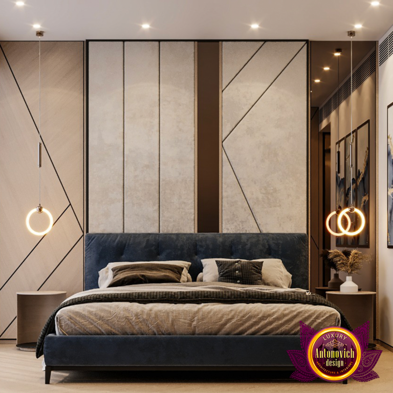 Opulent bedroom design in Dubai featuring a plush bed and exquisite details