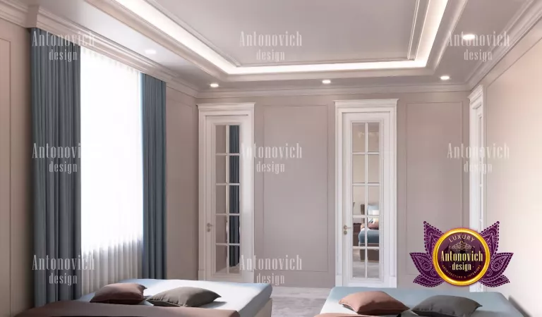 Dubai interior design expert showcasing a luxurious bedroom setup