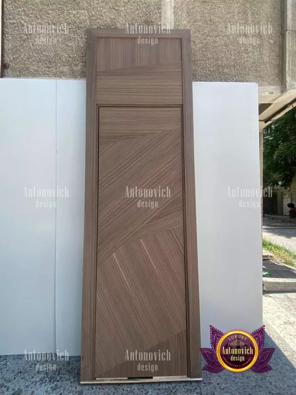 Stunning wooden door design in a Dubai residence