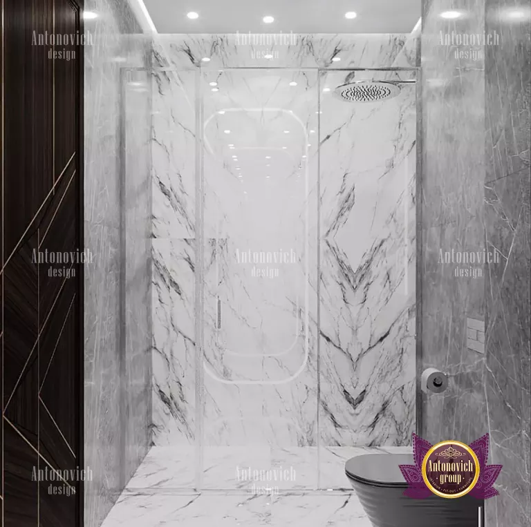 Luxurious bathtub in a Dubai-inspired bathroom design