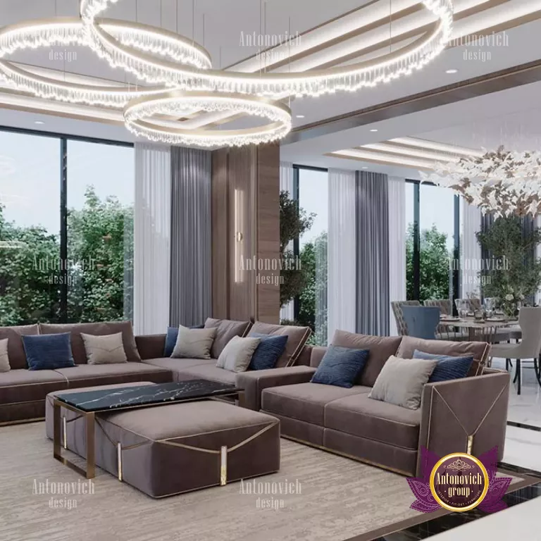 Elegant open floor plan in a luxurious Dubai home