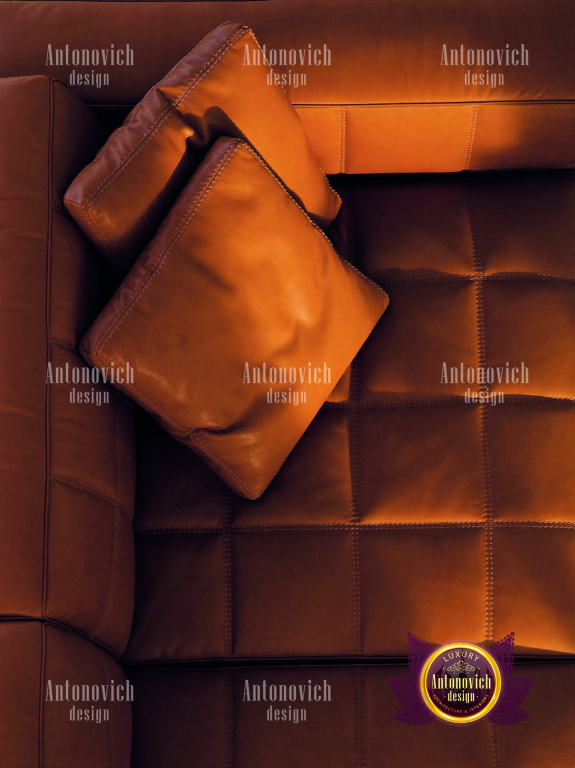 Sleek and stylish dining room set for contemporary Dubai homes