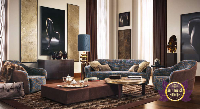 Trendy living room with a mix of textures and patterns