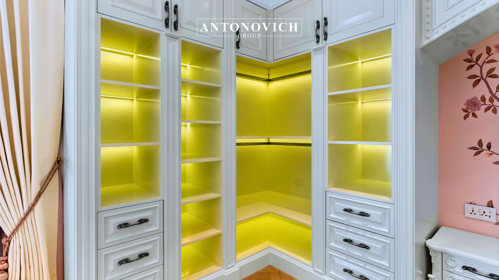 The Antonovich Group Turnkey Interior Design Services for Luxury Villa Project Implementation The Antonovich Group Turnkey Interior Design Services for Luxury Villa Project Implementation