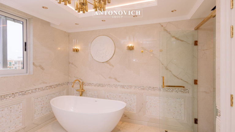 Luxury Villa Fit-out Company: Bathroom Interior Design in La Mer Dubai's