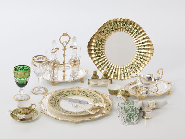 Opulent gold-plated serving tray