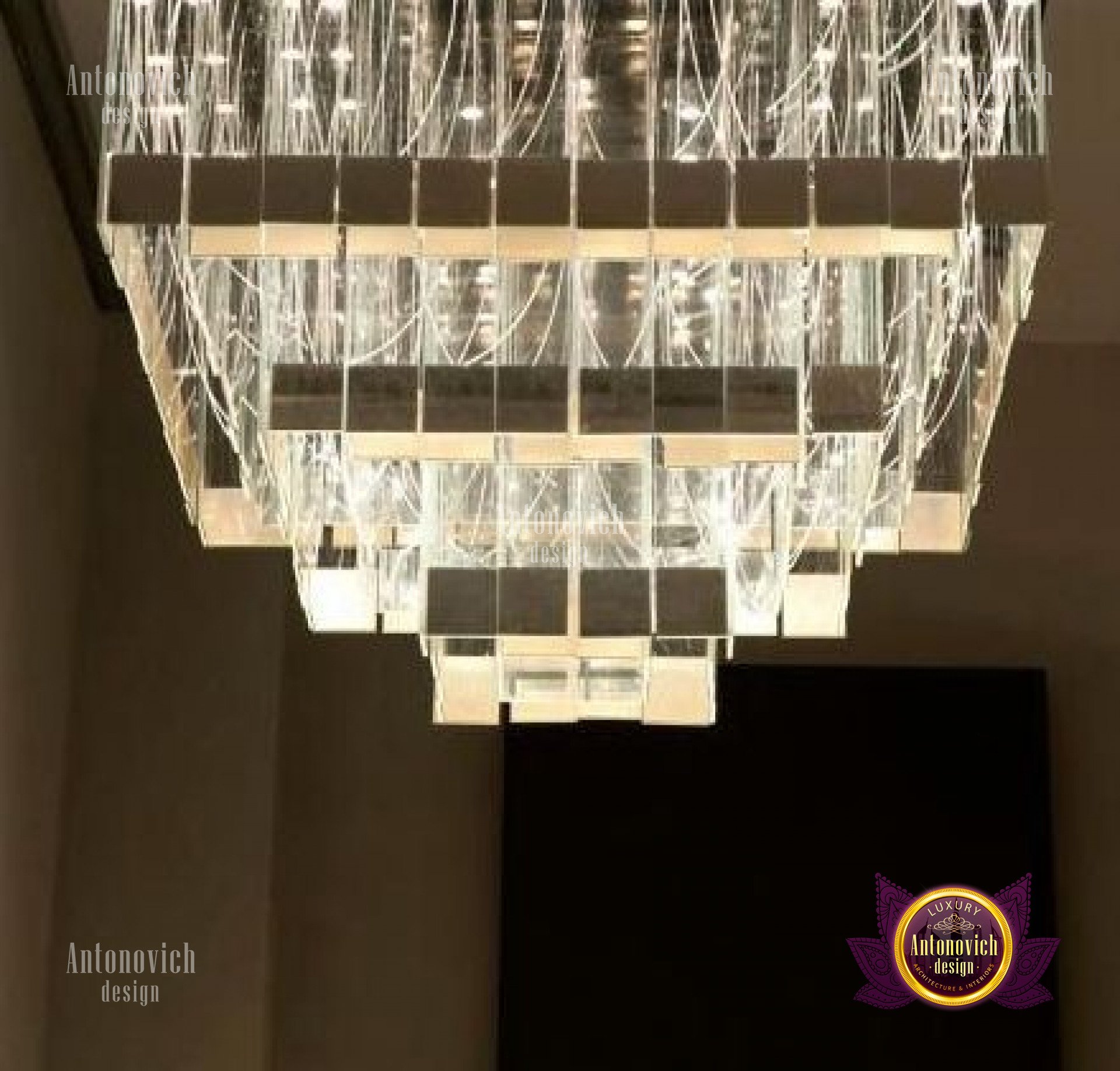 Luxury Chandeliers Dubai