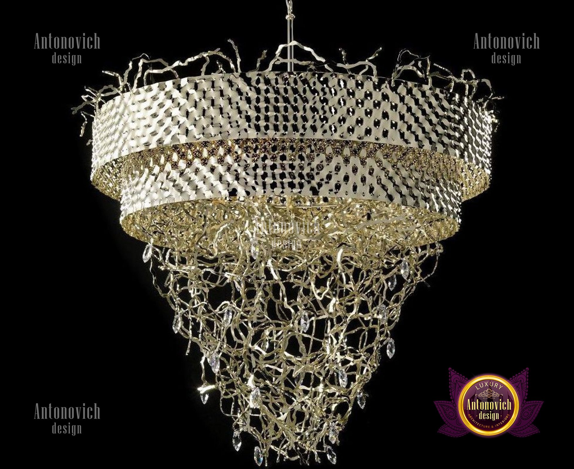 Luxury Chandeliers Dubai