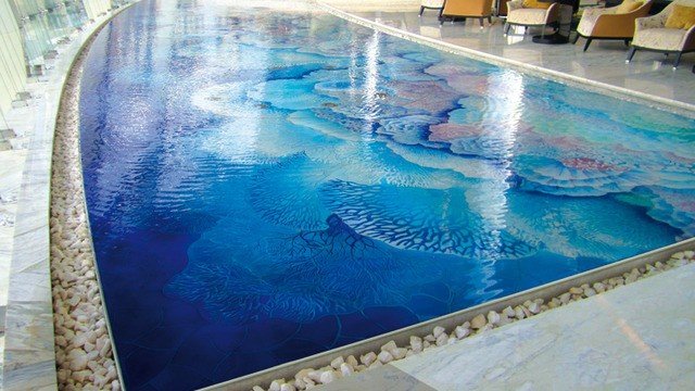 Дизайн бассейна с мозаикой