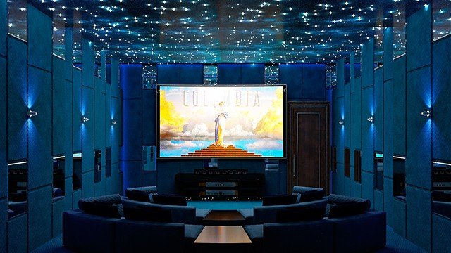 Величественный интерьер домашнего кинотеатра