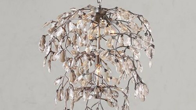CHANDELIER INSTALLATION SERVICES AND FURNITURE DELIVERY DUBAI