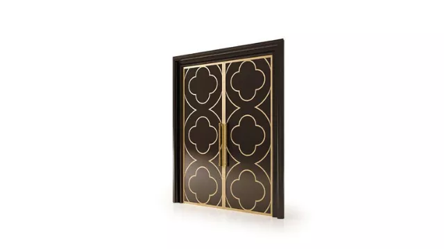 Door with Clover Motif