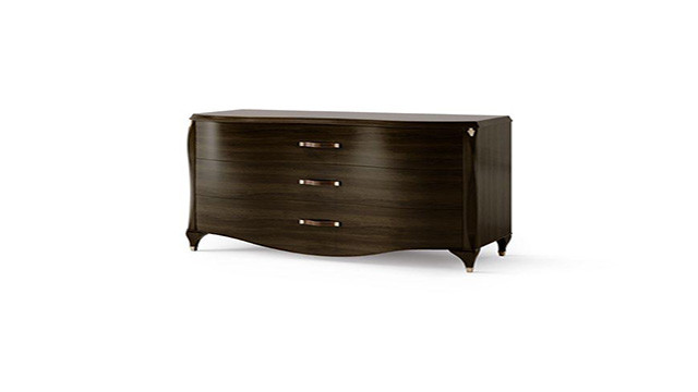 Elegant Style Chest of Drawers