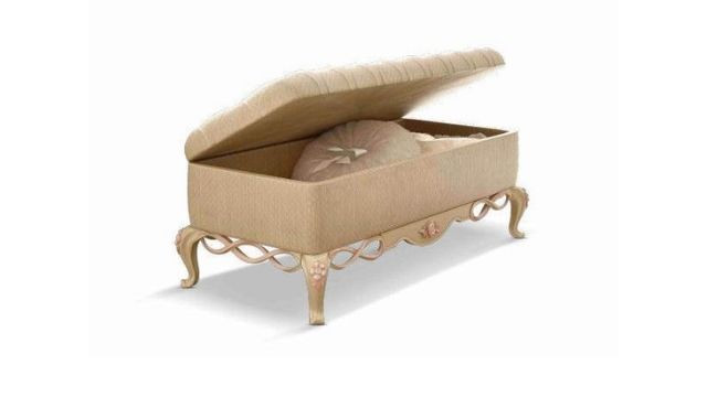 Classic Design Functional Bench