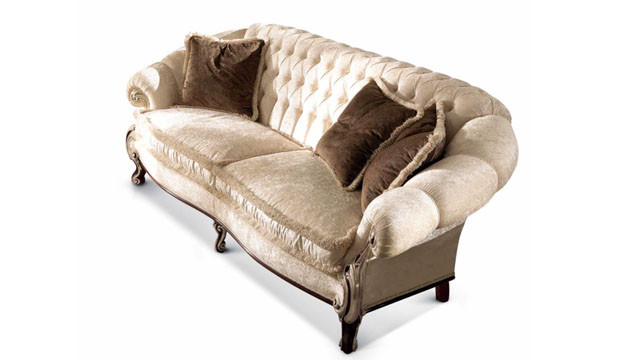 Luxury 3 seater Sofa with Capitonné Frontal Back