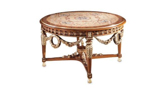 Luxury Round table with top in briar