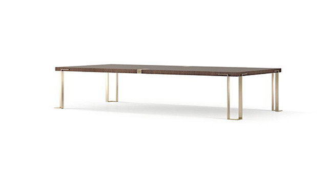 Fixed rectangular table with metal legs