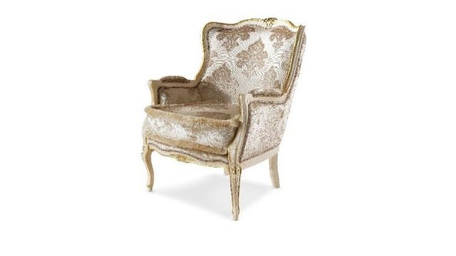 Luxury & Comfortable Design Armchair