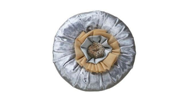 Royal Design Circular Cushion