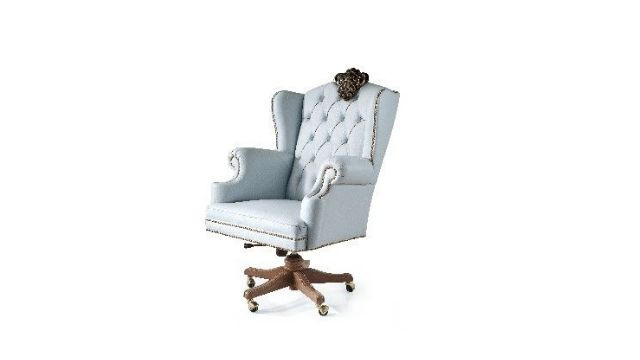 Luxury Swivel armchair