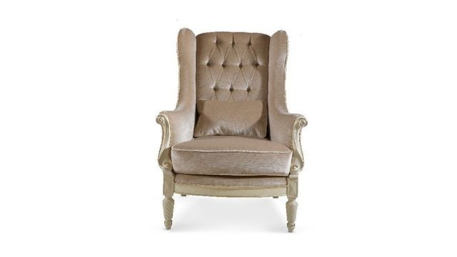 Elegant & Relaxing Armchair